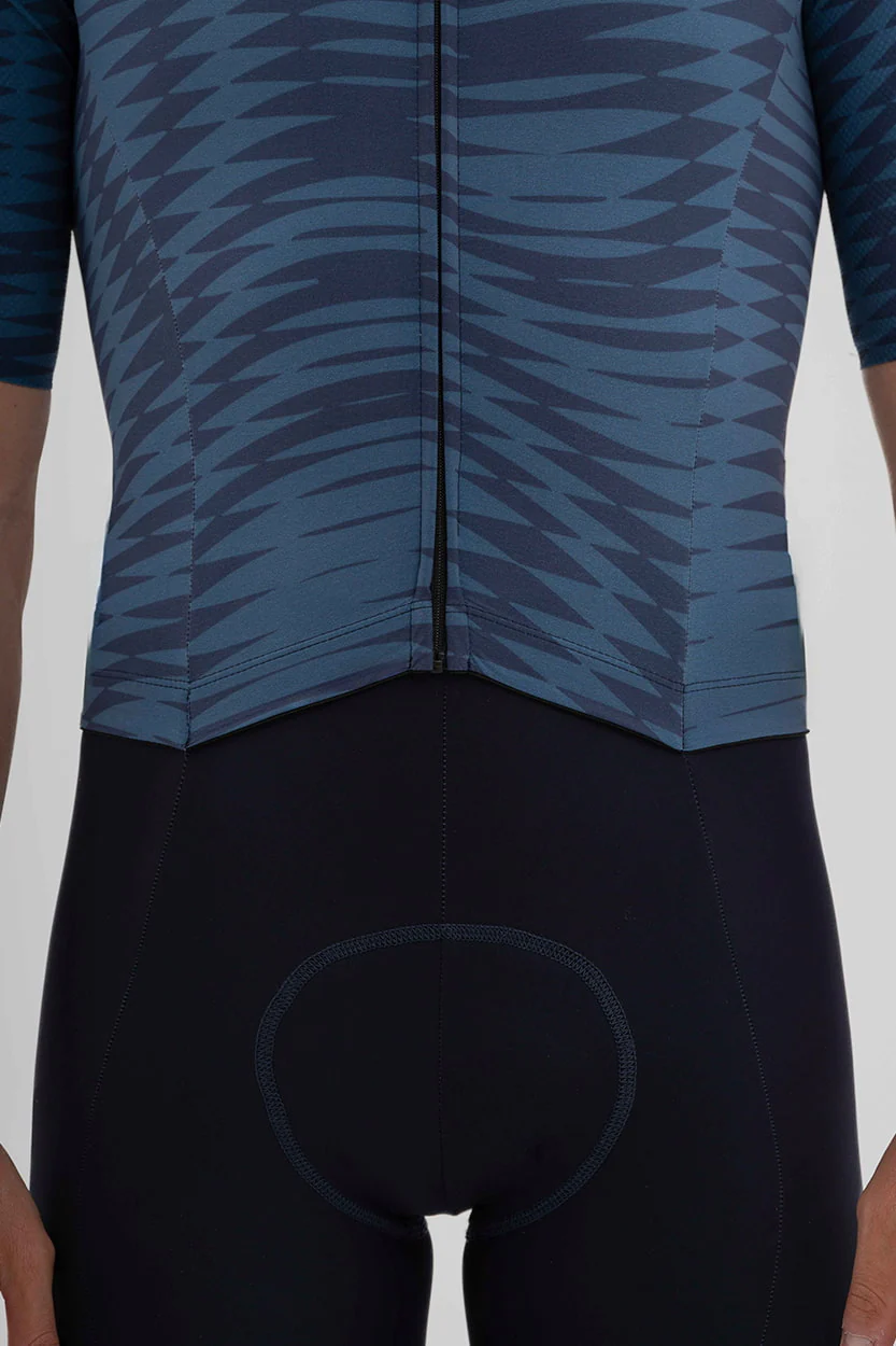 Monobody Pro Team Cocktail - Image 4